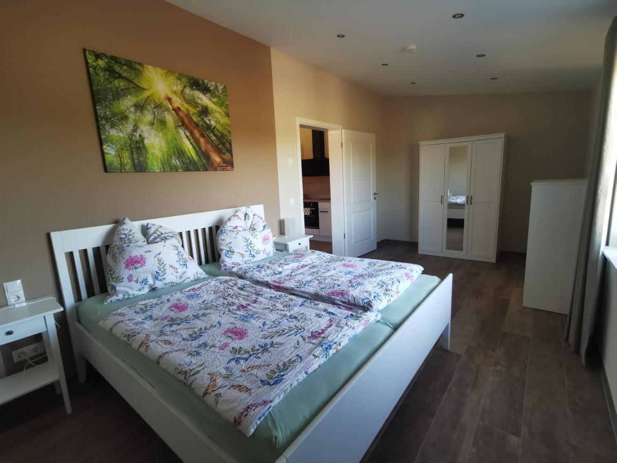 Ferienwohnung Gestuet Von Erden Hassloch  Bagian luar foto